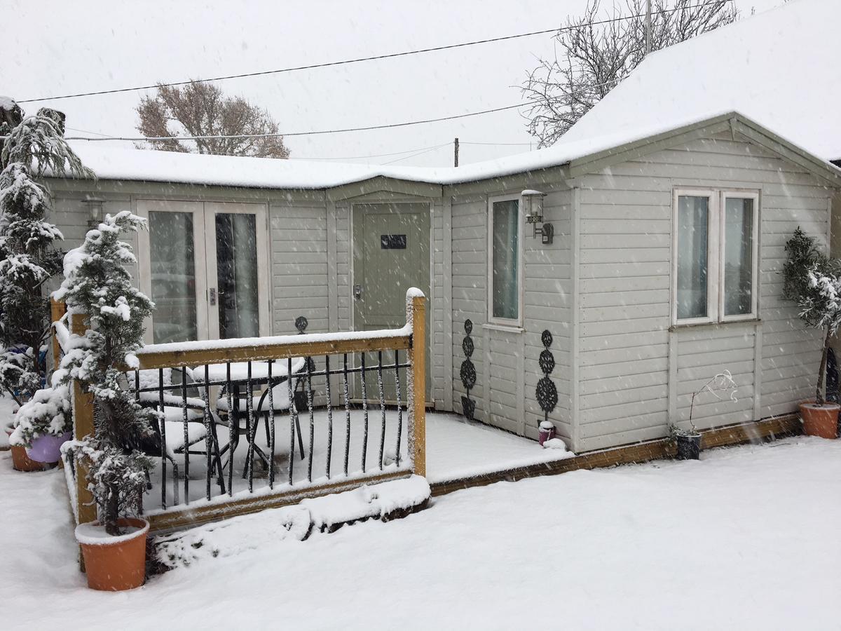 The Willows Guest House Takeley Exterior foto