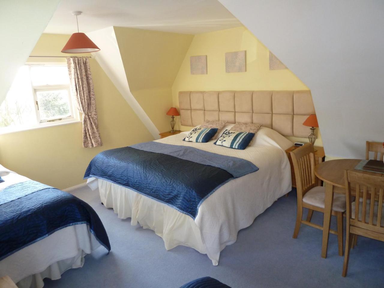 The Willows Guest House Takeley Exterior foto